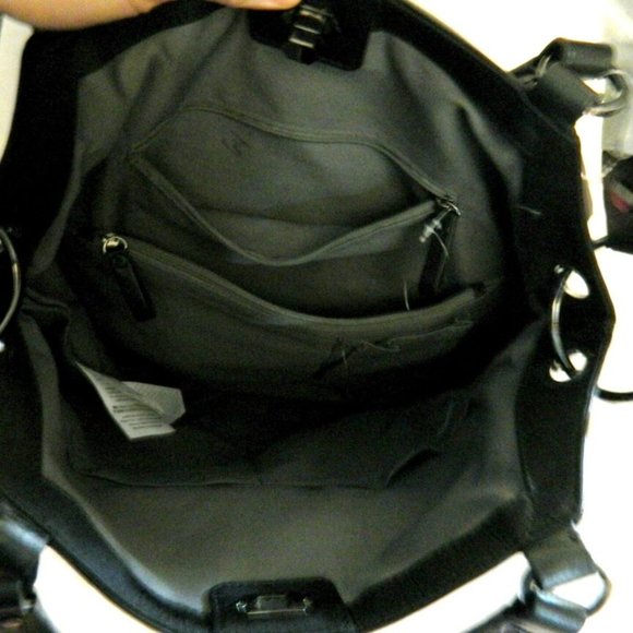 Petunia Pickle Bottom $320 Halifax Hobo Black Chai Tea Cake Baby Bag Pad NWOT ! - Picture 6 of 6